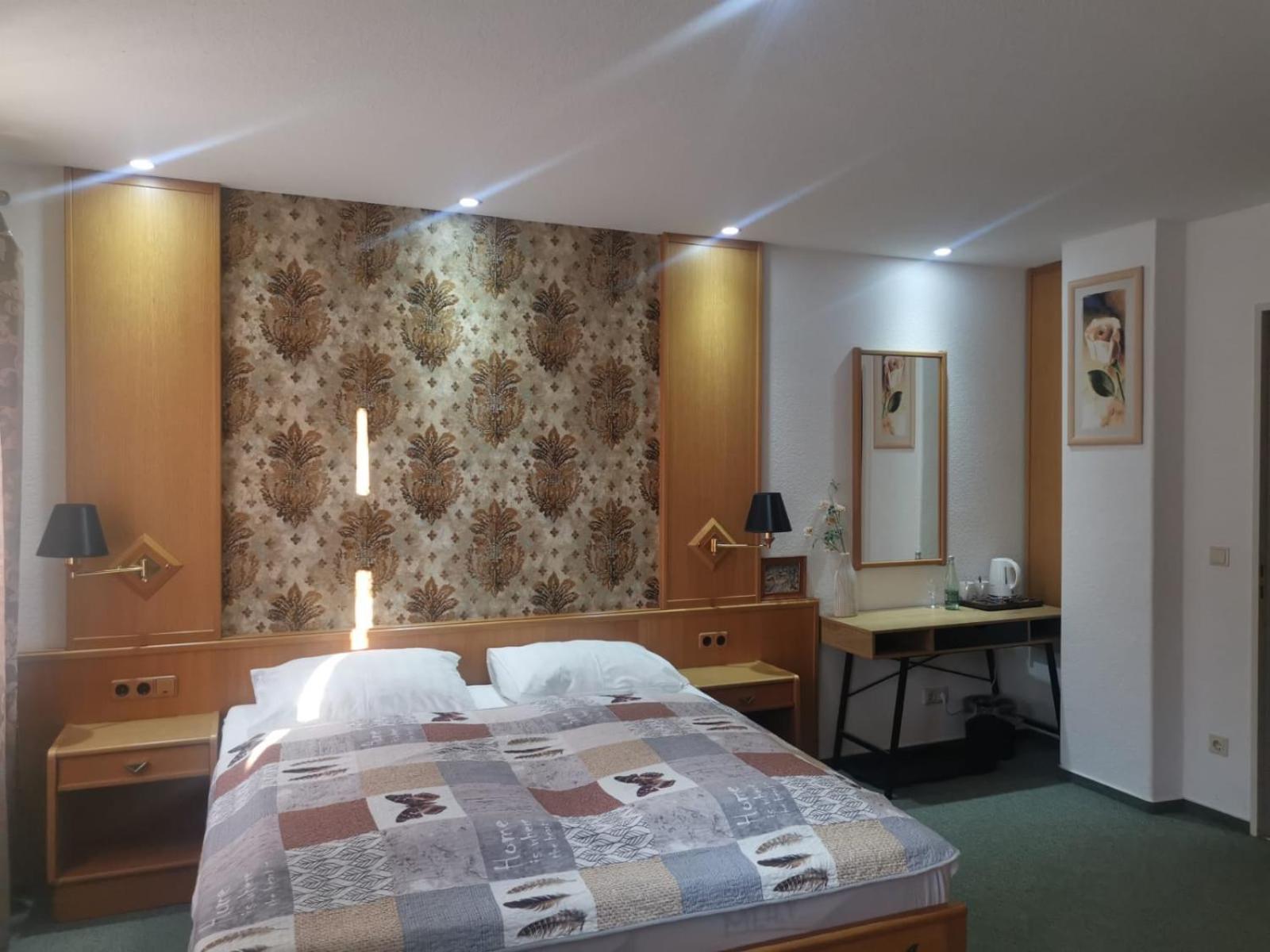 פיכטלברג Wild West Hotel מראה חיצוני תמונה
